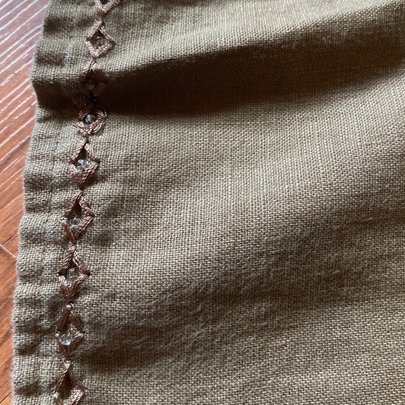 Ladies size 10 embroidered brown tunic, 100%linen. Gorgeous - Picture 4 of 6